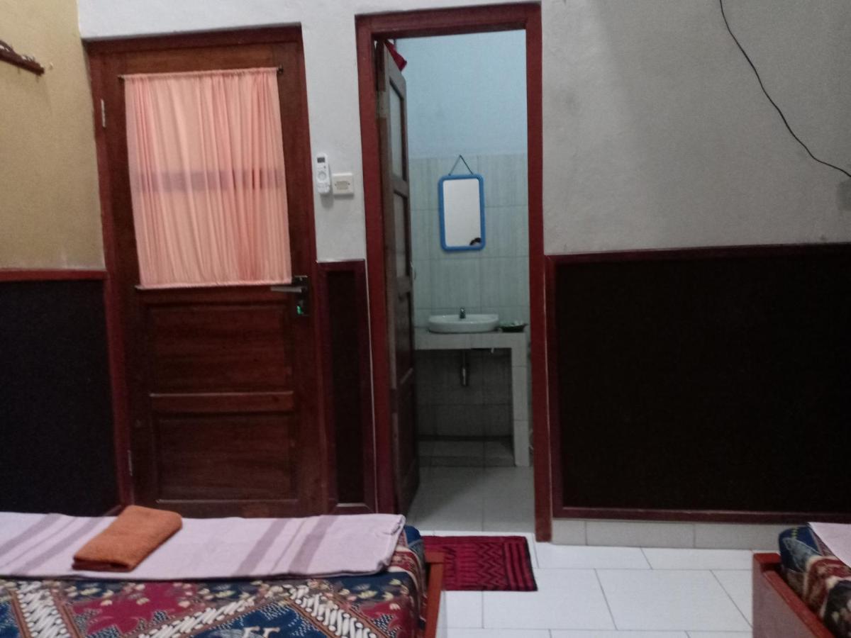 Ada Homestay Magelang Exterior foto