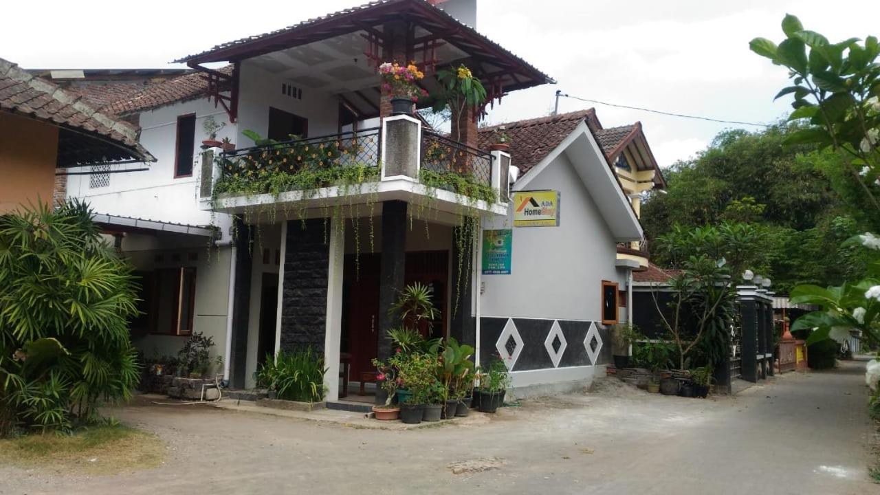 Ada Homestay Magelang Exterior foto