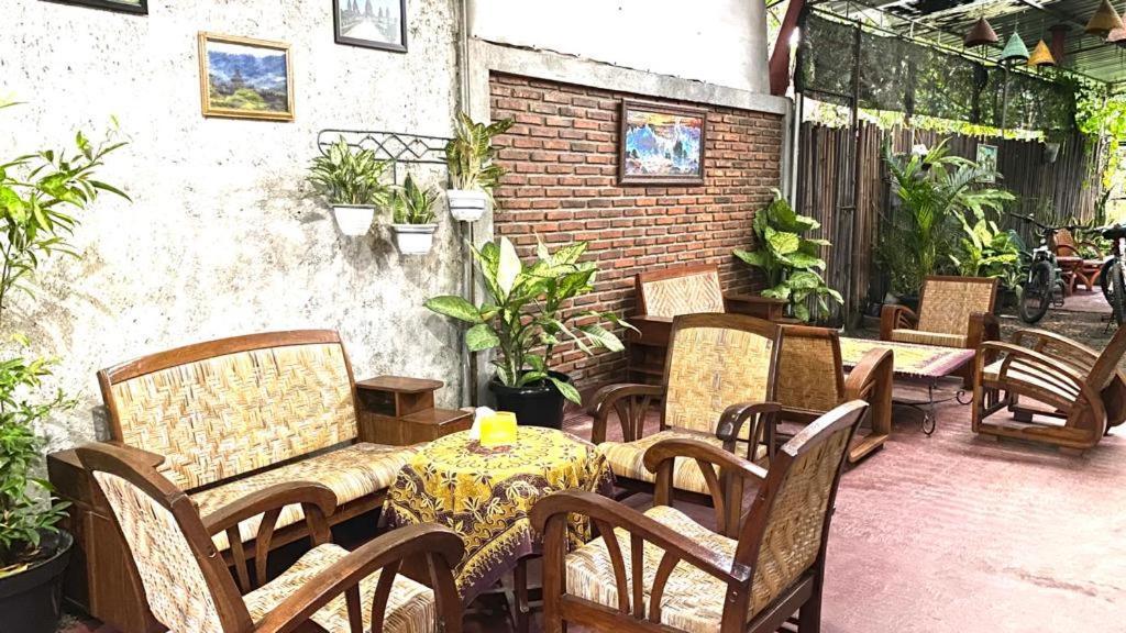 Ada Homestay Magelang Exterior foto