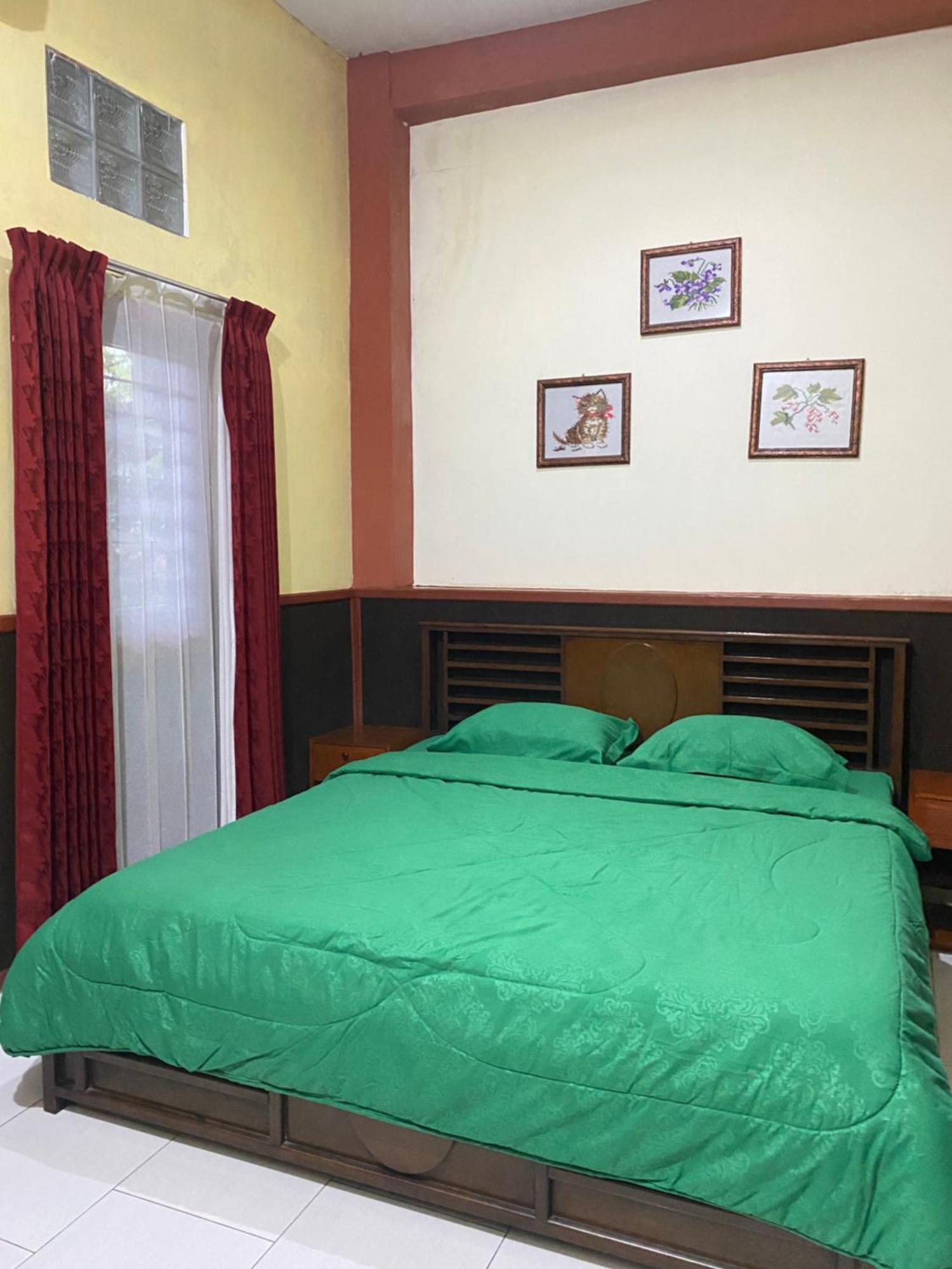 Ada Homestay Magelang Exterior foto