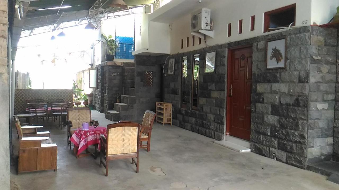 Ada Homestay Magelang Exterior foto